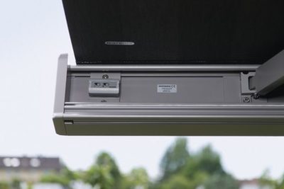 Infrarot-Heizstrahler für die Terrassenüberdachung - Sonnenschutz Schnieders